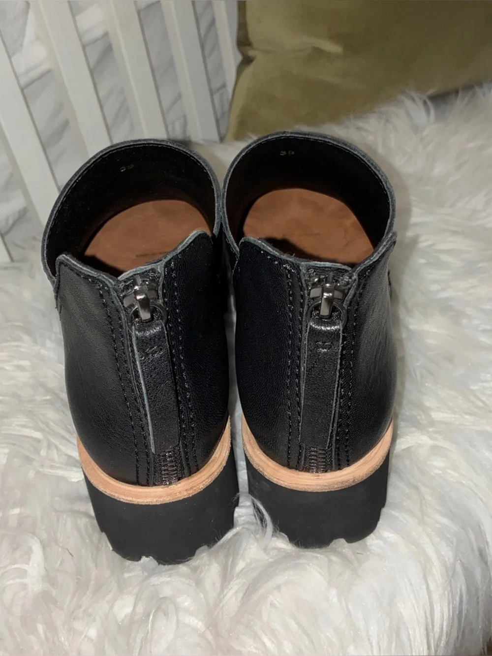 All Black‎ Womens Fur Shootie Tread Black Platform Boots Sz 39